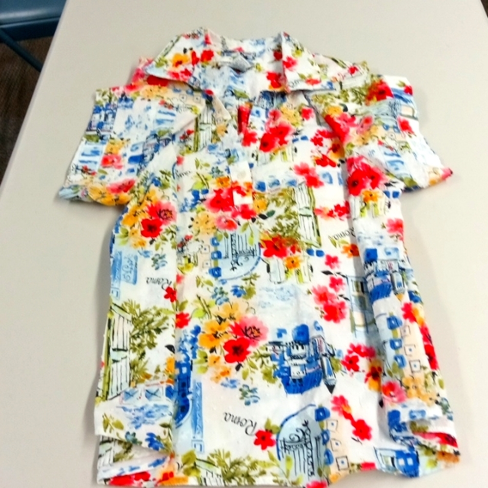 Cathy Daniels fitted shirt, size - small 3x.